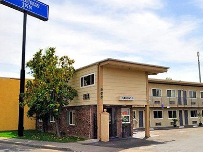 Parkway Inn Fresno Exteriör bild
