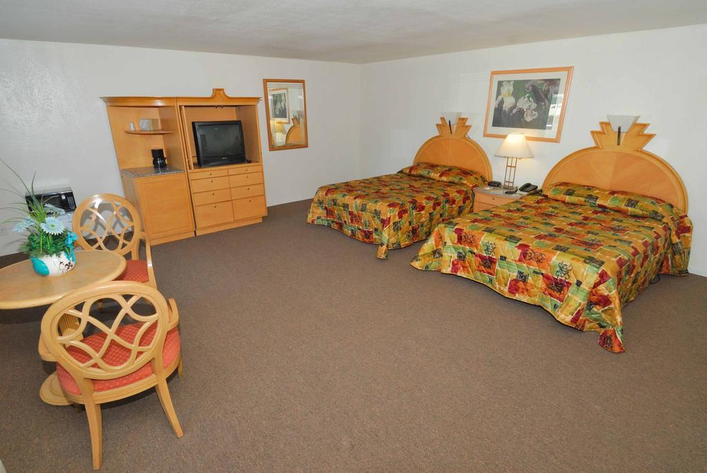 Parkway Inn Fresno Exteriör bild
