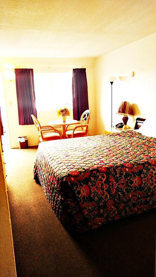 Parkway Inn Fresno Exteriör bild